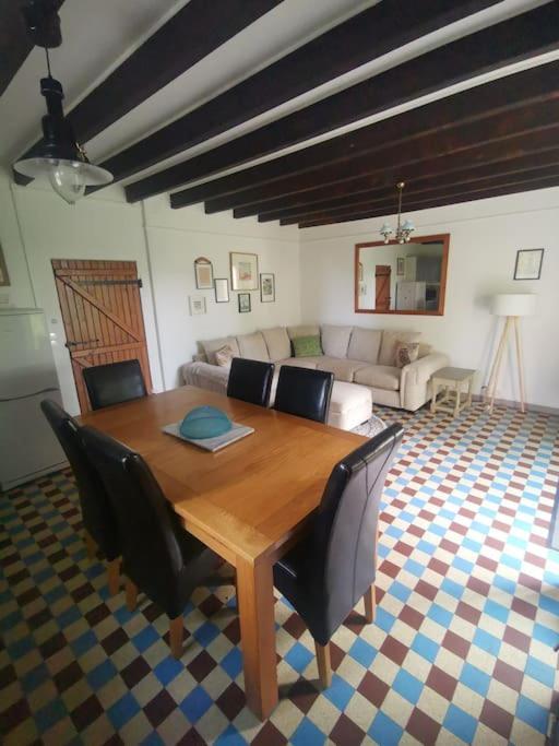 Apartamento The Walnut Tree. Saint-Aulaye-Puymangou Exterior foto